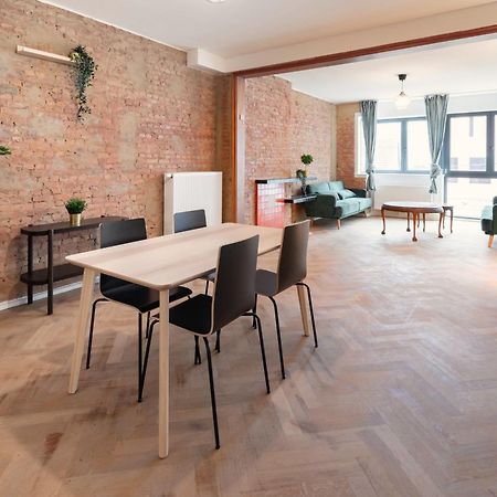 Two-Bedroom Apartments In The Heart Of Antwerpen Exteriör bild