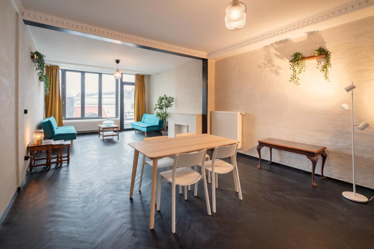 Two-Bedroom Apartments In The Heart Of Antwerpen Exteriör bild