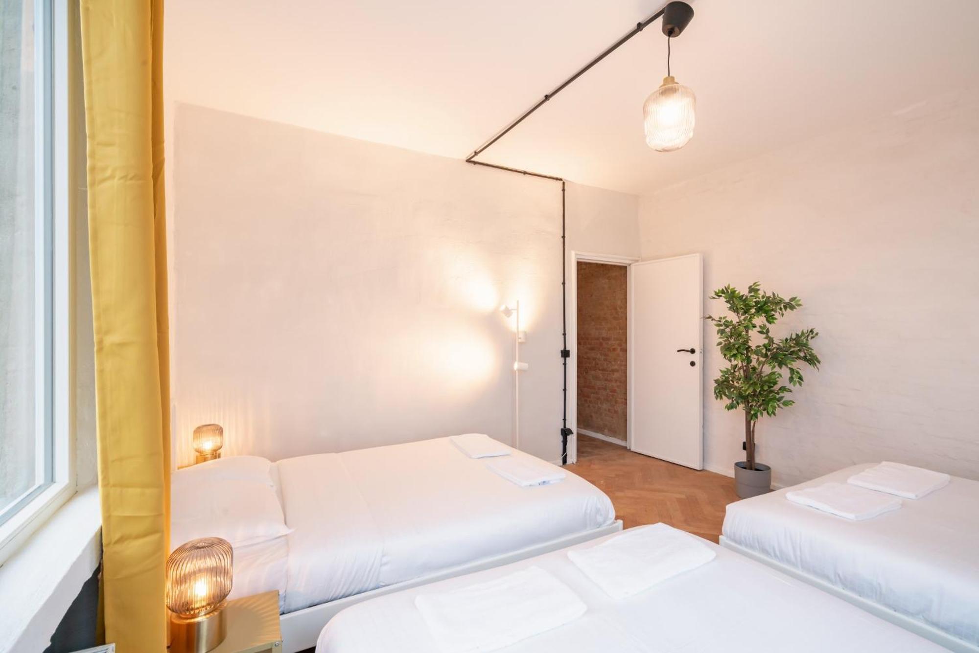 Two-Bedroom Apartments In The Heart Of Antwerpen Exteriör bild