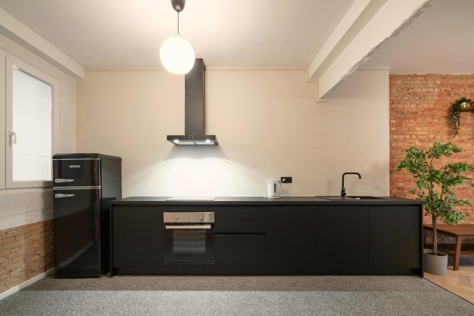 Two-Bedroom Apartments In The Heart Of Antwerpen Exteriör bild