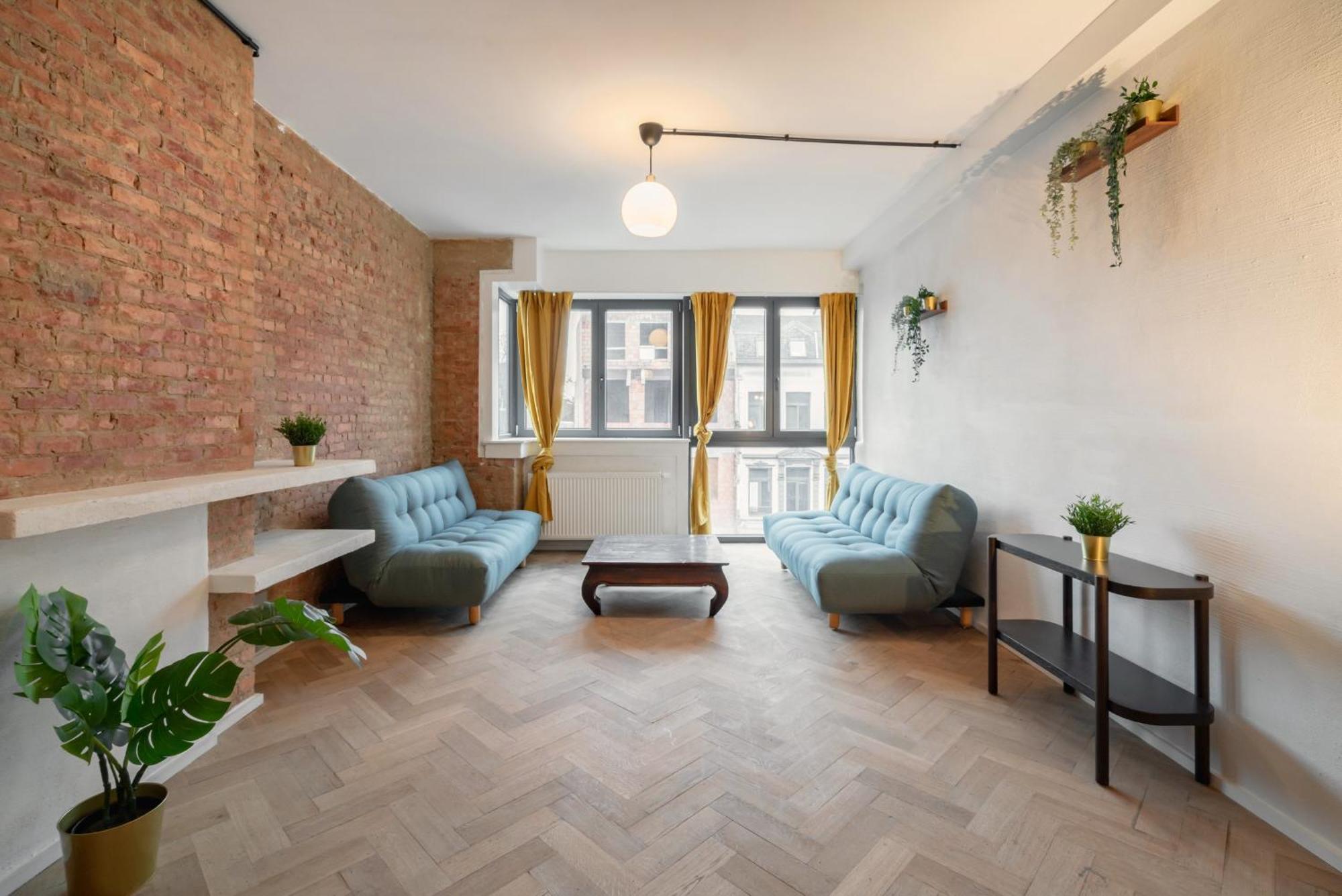 Two-Bedroom Apartments In The Heart Of Antwerpen Exteriör bild